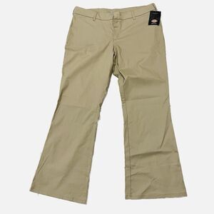 Dickies Slim Fit Bootcut Desert Sand Women’s Work Pants Size 18R NWT